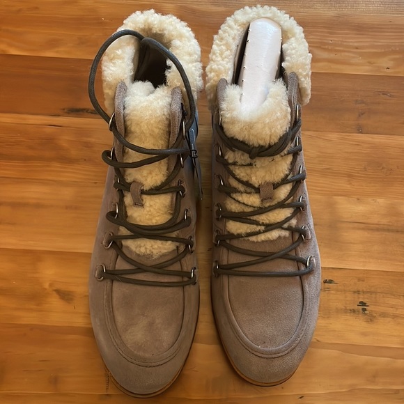 Sorel Shoes - Sorel NWOB Grey Winter Boots, Sz 11